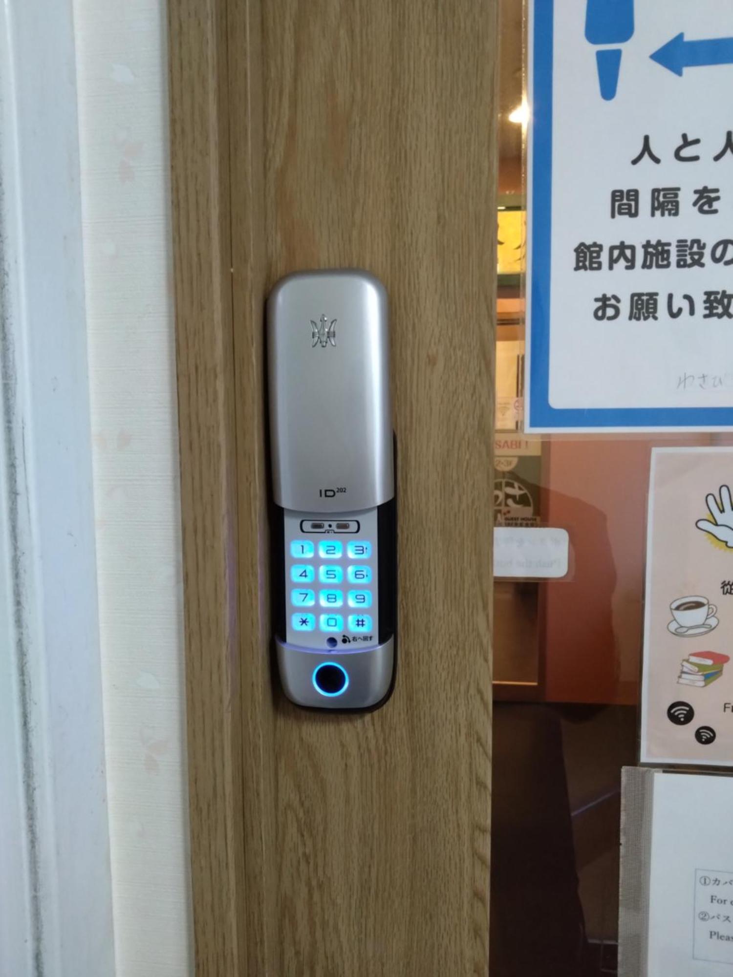 Cafe&Hostel Kimi To Ichigo Osaka Exterior photo